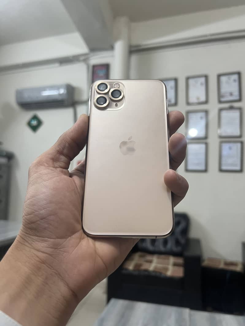Apple iPhone 11 Pro 0