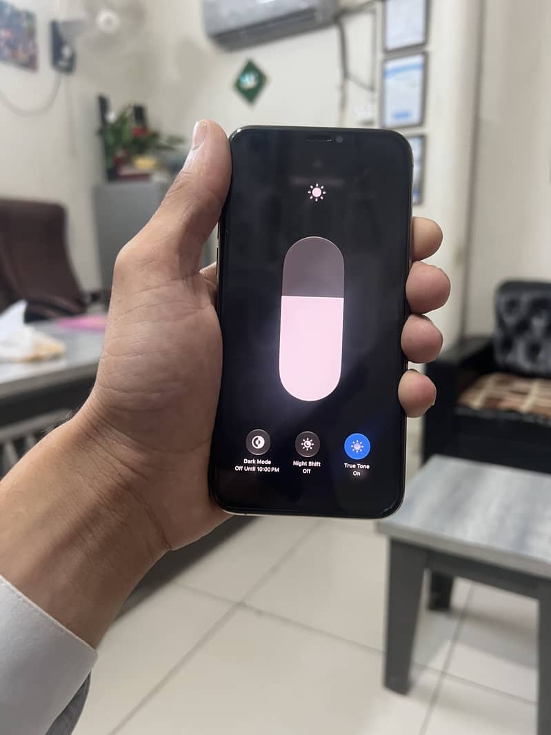 Apple iPhone 11 Pro 5
