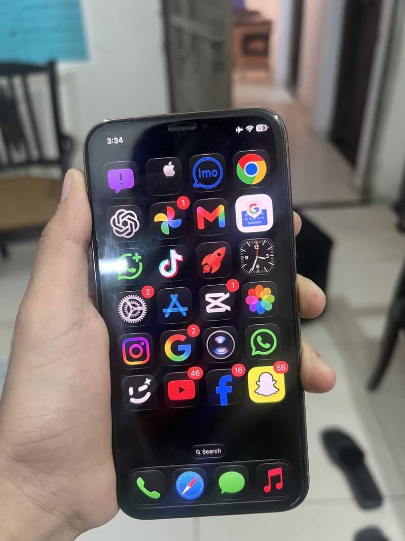 Apple iPhone 11 Pro 6