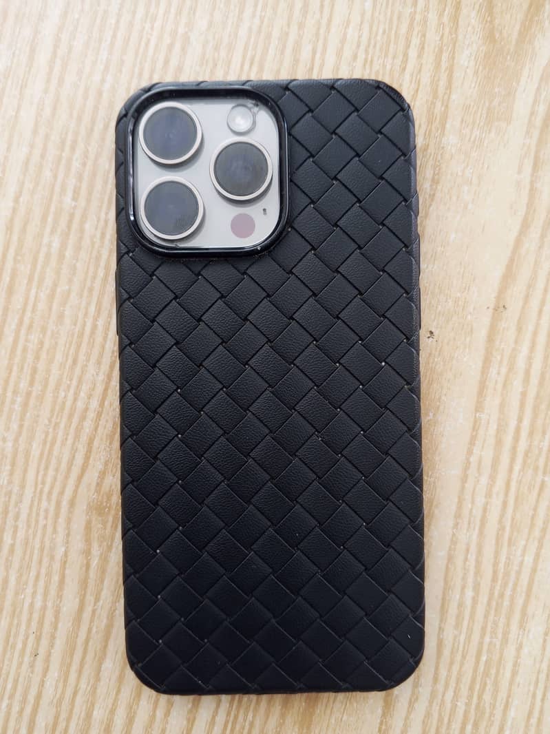 Apple iPhone 15 Pro Max 5