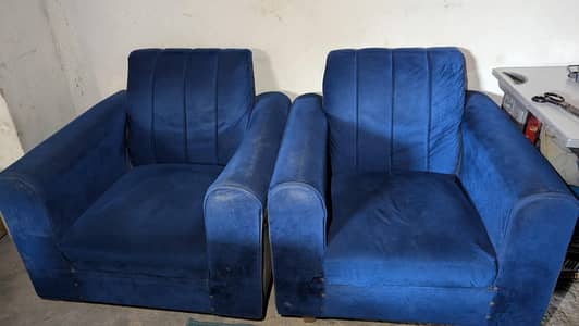 7 Sitter sofa urgent sale
