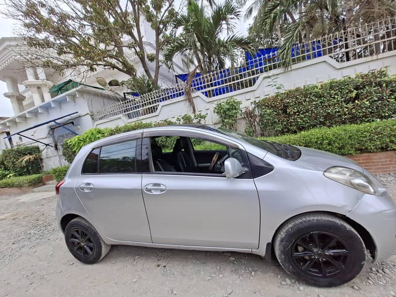 Vitz 2010 1