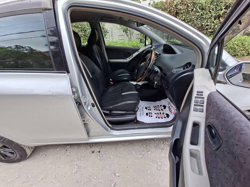 Vitz 2010 2