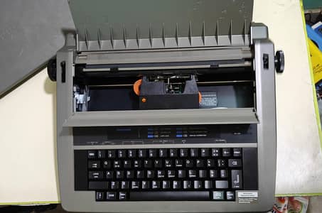 Panasonic Electronic Typewriter KX-R191 – 10/10 Condition