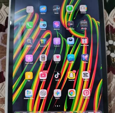 iPad Pro M1 11-in display 128 GB complete box