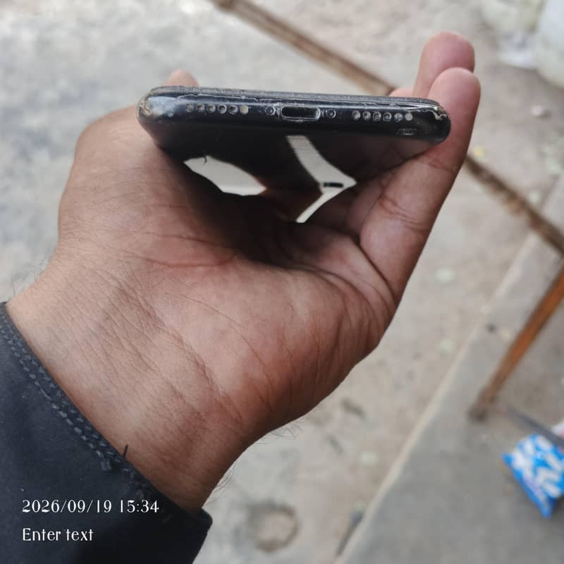 Apple iPhone X 0