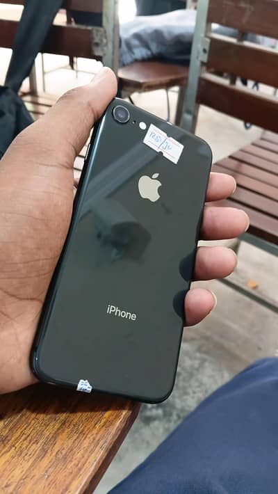 Apple iPhone 8