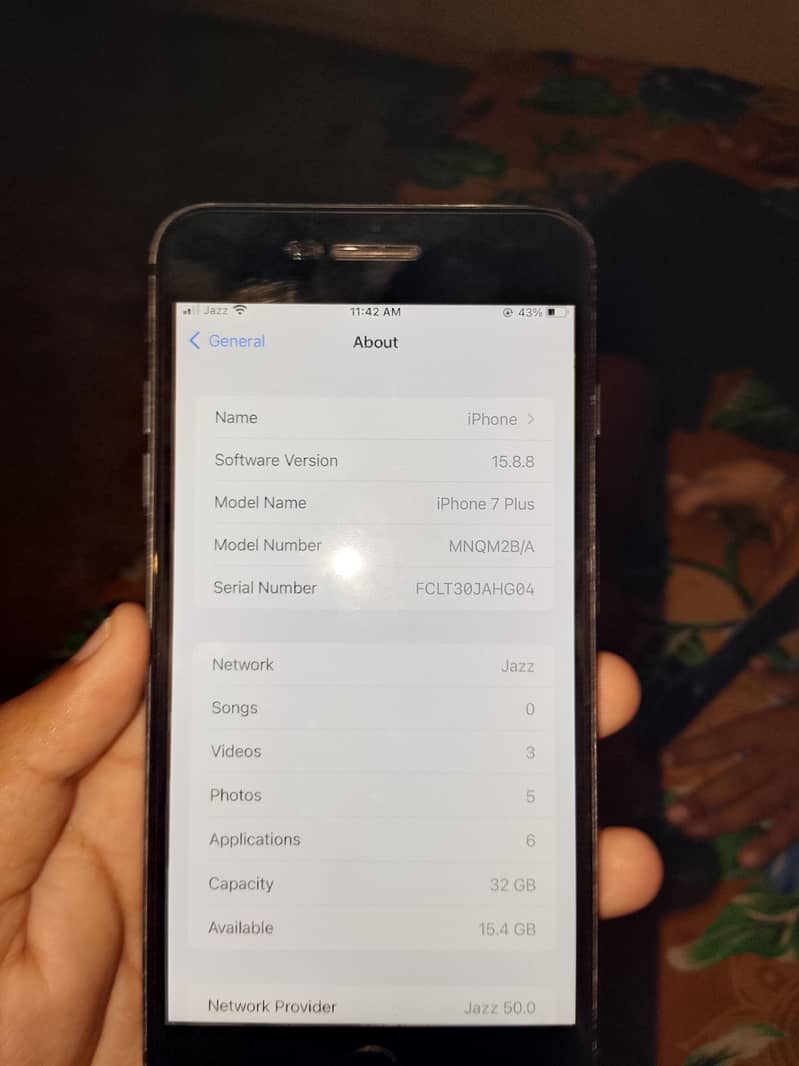 Apple iPhone 7 Plus 1