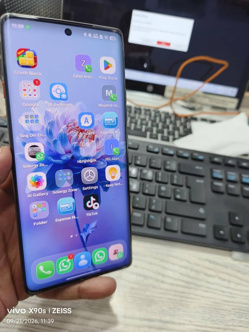 Tecno CAMON 40 Pro 2