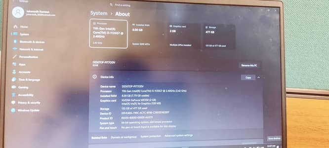 ideapad 3 core i5  with NAVIDIA & Intel iRISx graphic card