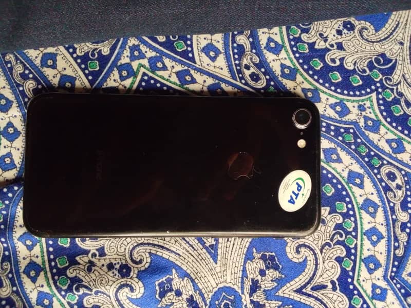Apple iPhone 7 4
