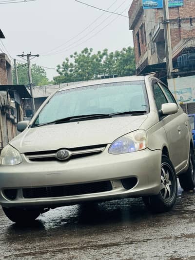 Toyota Platz (Mint condition)