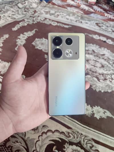 Infinix Note 40