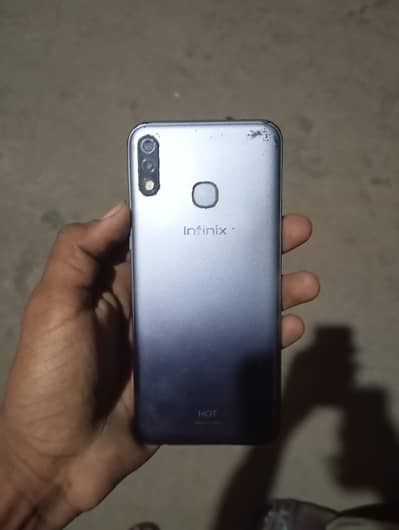 Infinix Hot 8 Lite