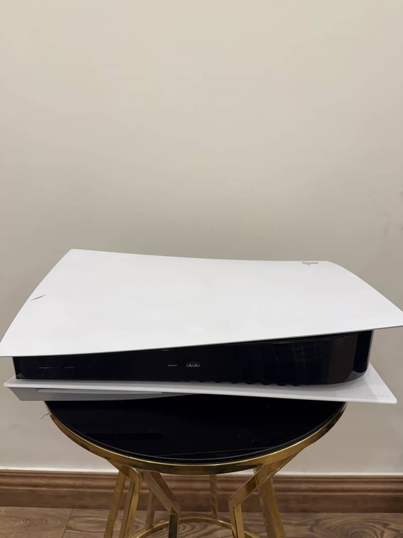 PS5 Disc Edition | Mint Condition 2