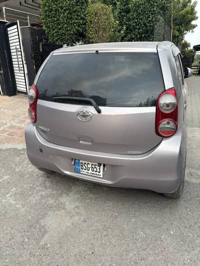 Toyota Passo 2012
