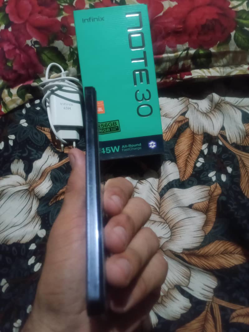 Infinix note 30 7