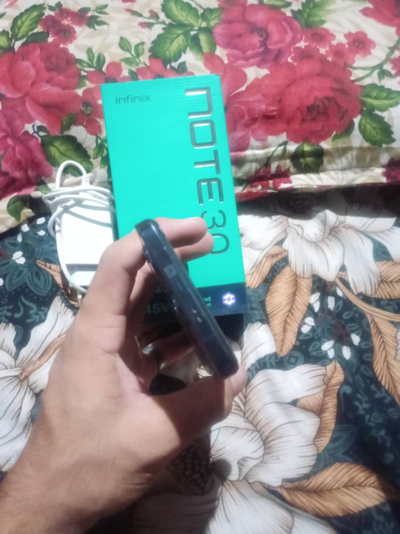 Infinix note 30 10