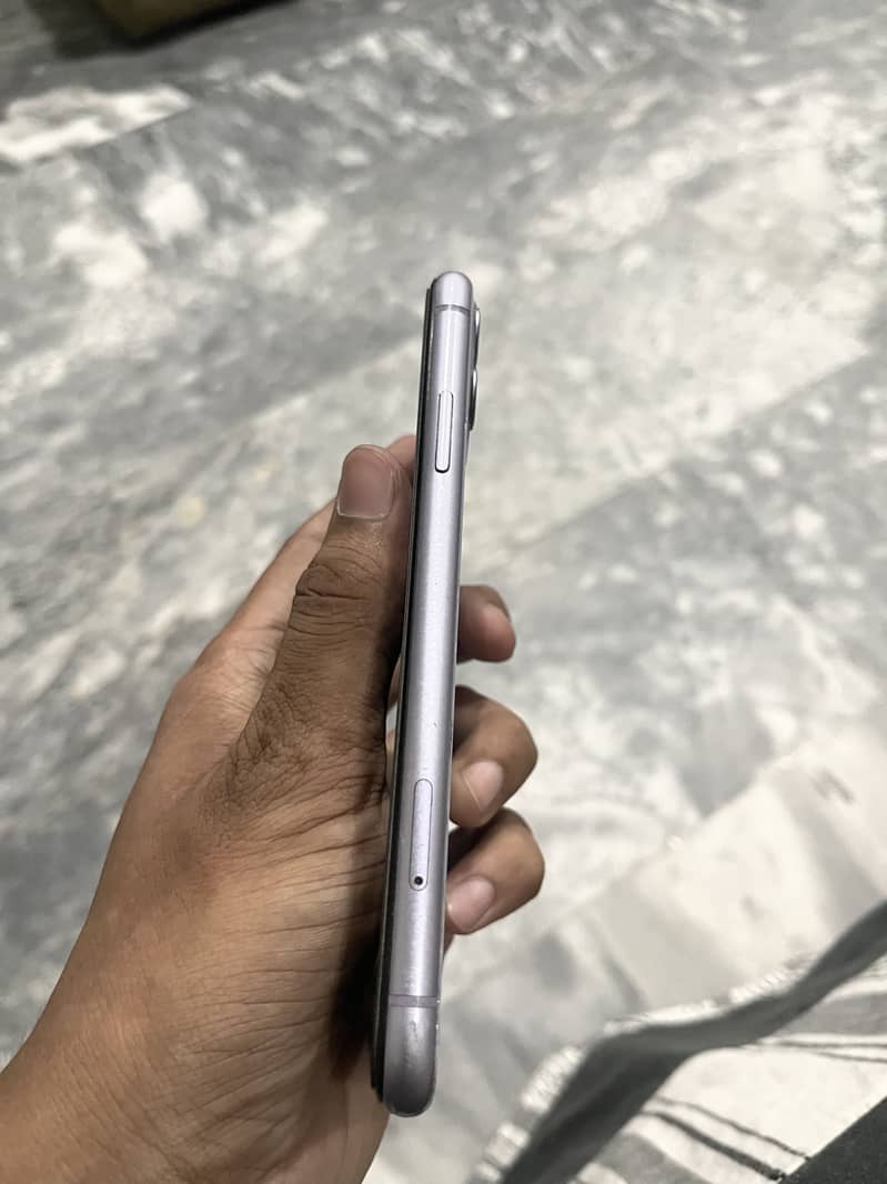 Apple iPhone 11 1