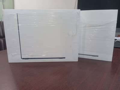 MACBOOK AIR M3 15" 16GB RAM 256GB SSD