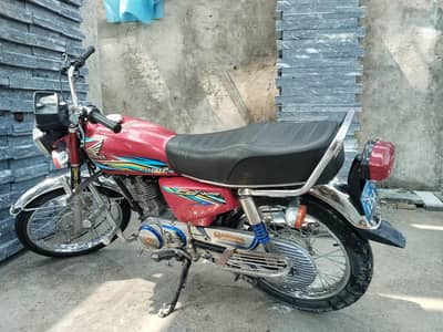 it's a 2017 Honda good condition