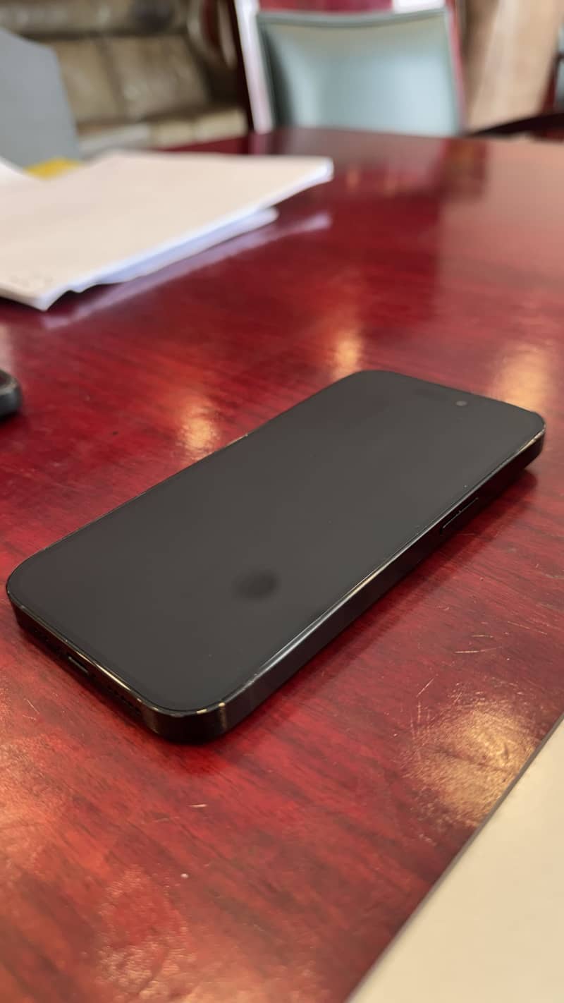 Apple iPhone 14 Pro 3