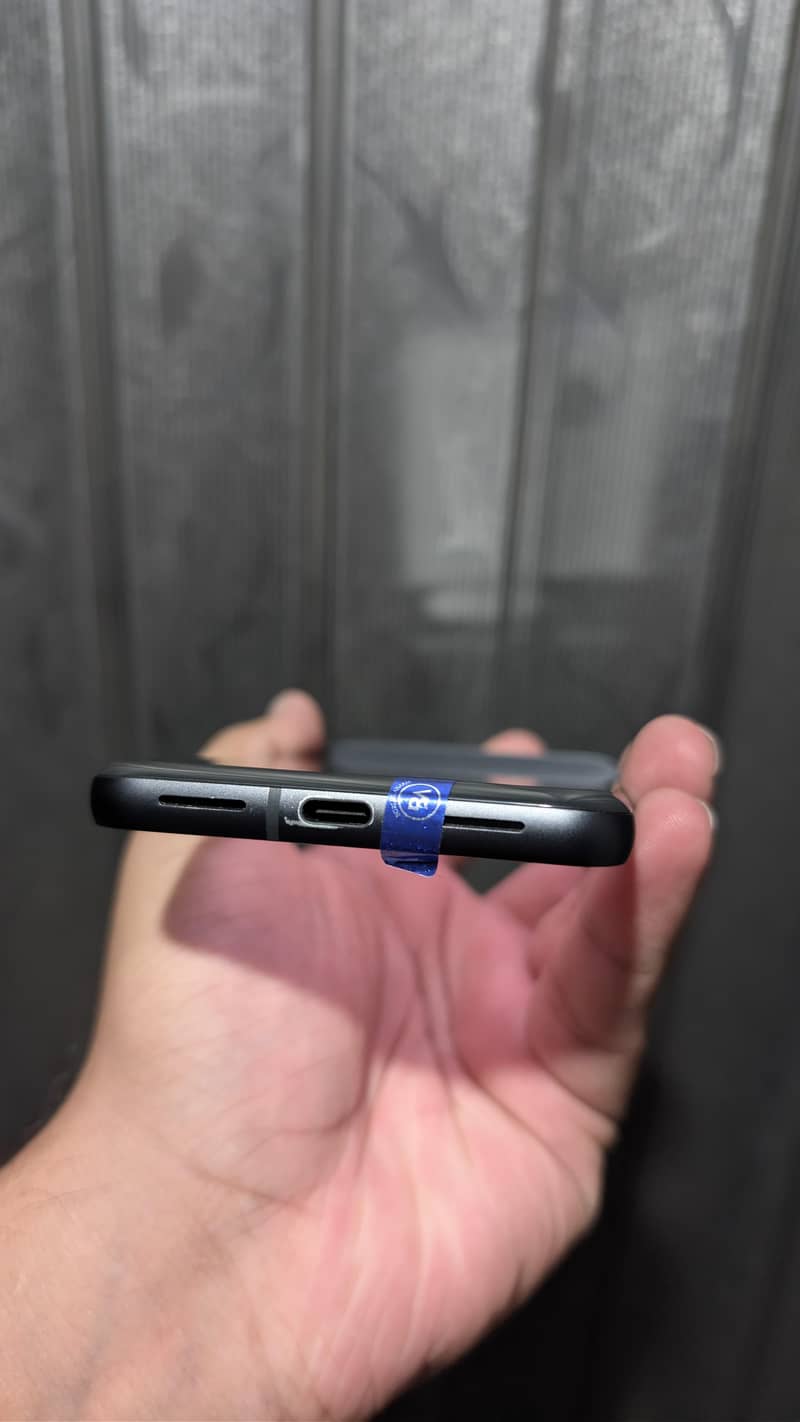 Google Pixel 8 1