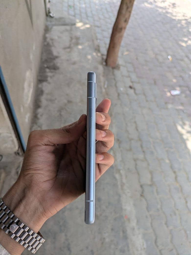 Google Pixel 7a 1