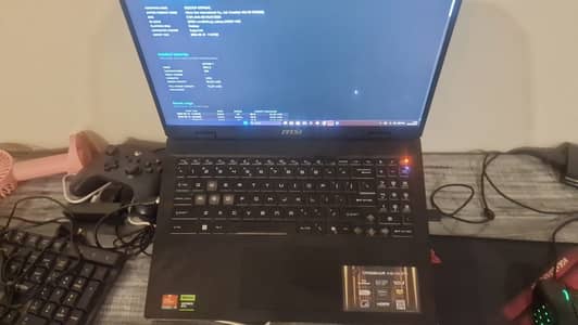 MSI CROSSHAIR RTX 5070 RYZEN 9 8940HX 175w Gaming laptop