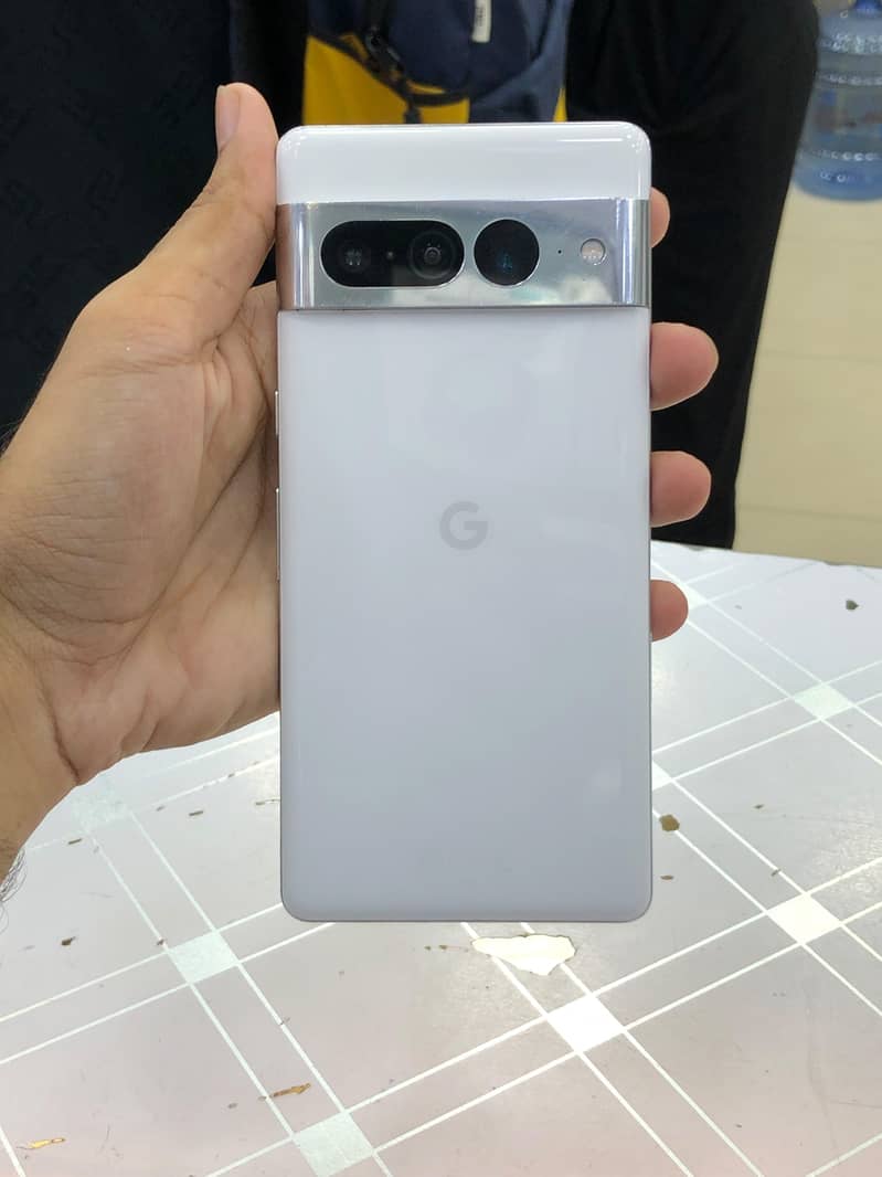 Google Pixel 7 Pro 4