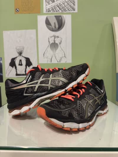 ASICS Gel-Kayano 22 stability running shoe.