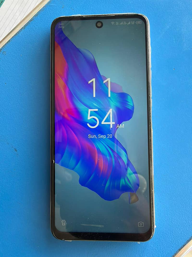 Tecno Camon 18P 1