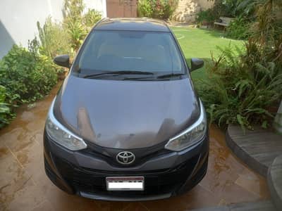 Toyota Yaris GLI MT 2021