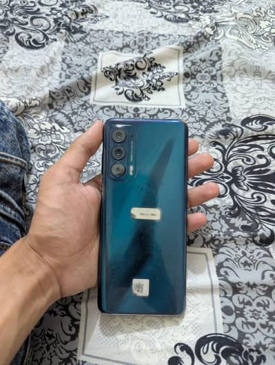 Motorola edge 2021