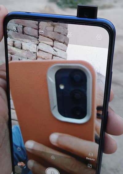 Vivo V15 Pro 128 GB 8 GB ram