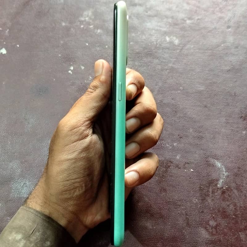 OPPO A31 1