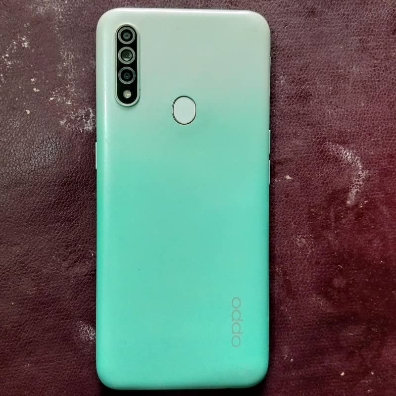 OPPO A31 3