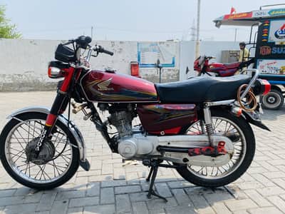 Ph#03217637297 exchange possible with CD70 model upto 2020