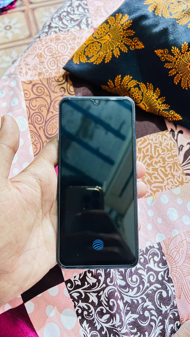 vivo v21e 1