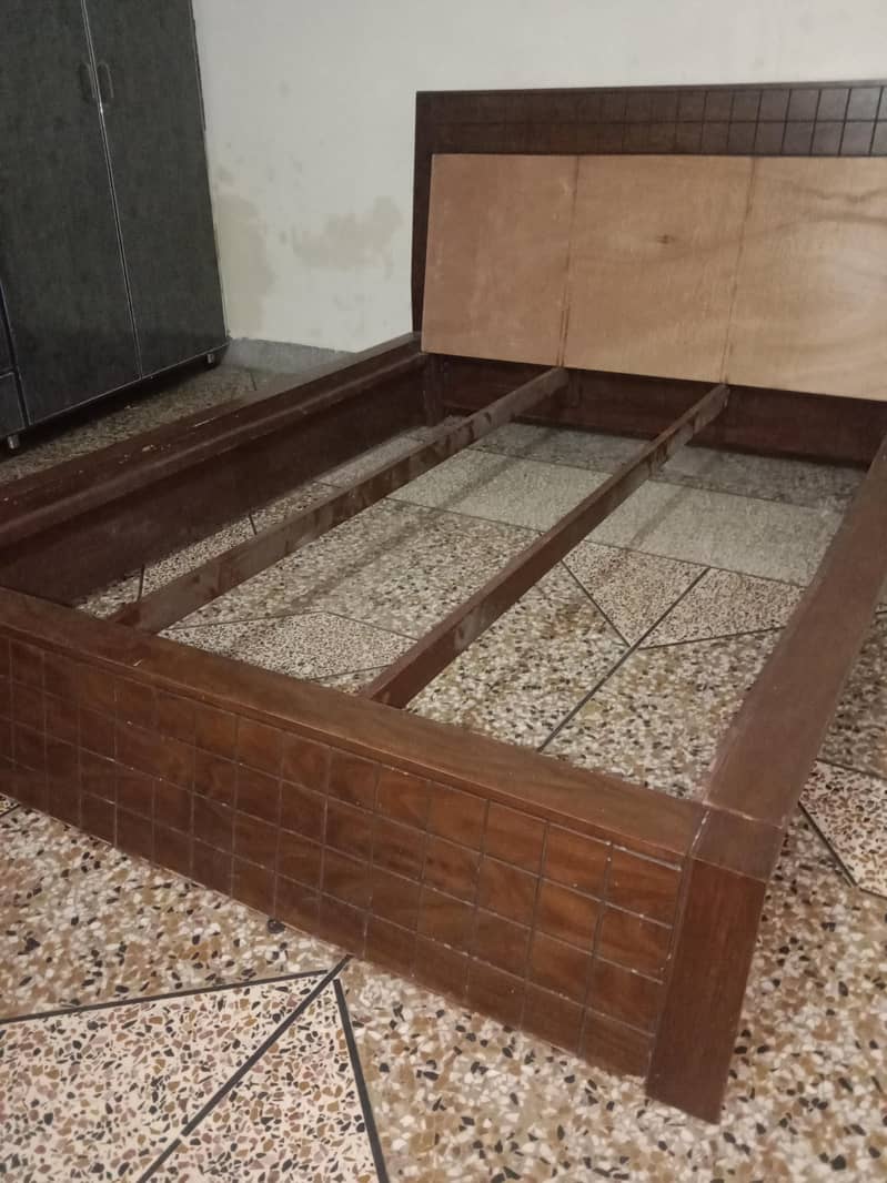 Double bed with Table 4