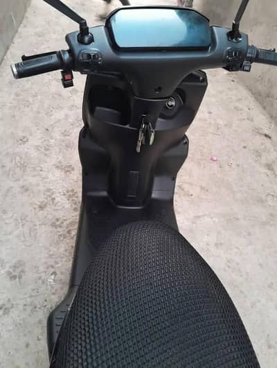 Evee Electric Scooty Sale 2026 Model New 3 Month Running 03416485990