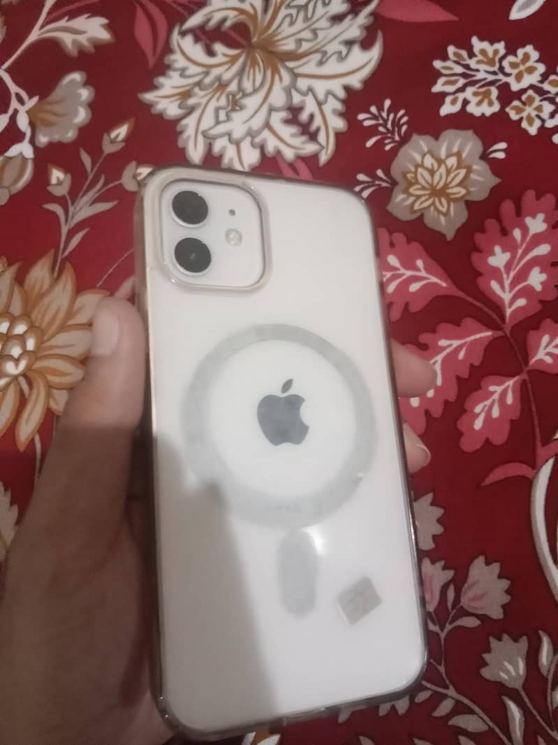 Apple iPhone 12 7