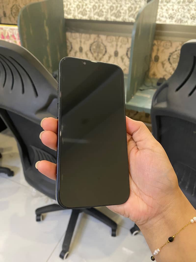 Iphone 13 6