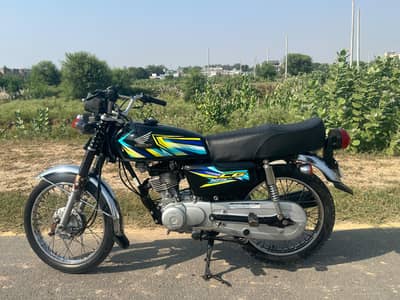 cg 125 2024 model black colour