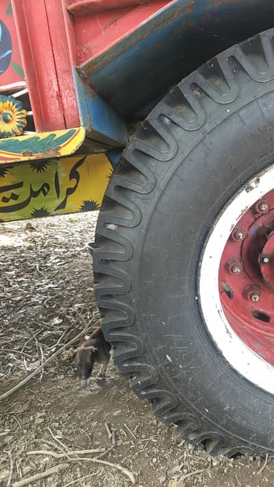 “New Trailer Hai, Bohat Achi Condition”