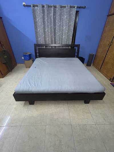 King Size Wooden Bed With Dressing Table