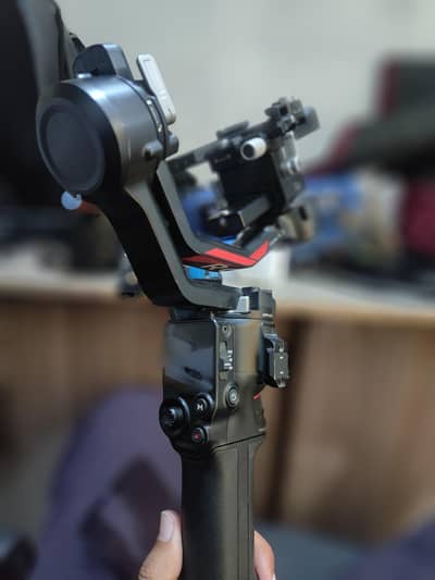 DJI RS4 Gimbal With Box