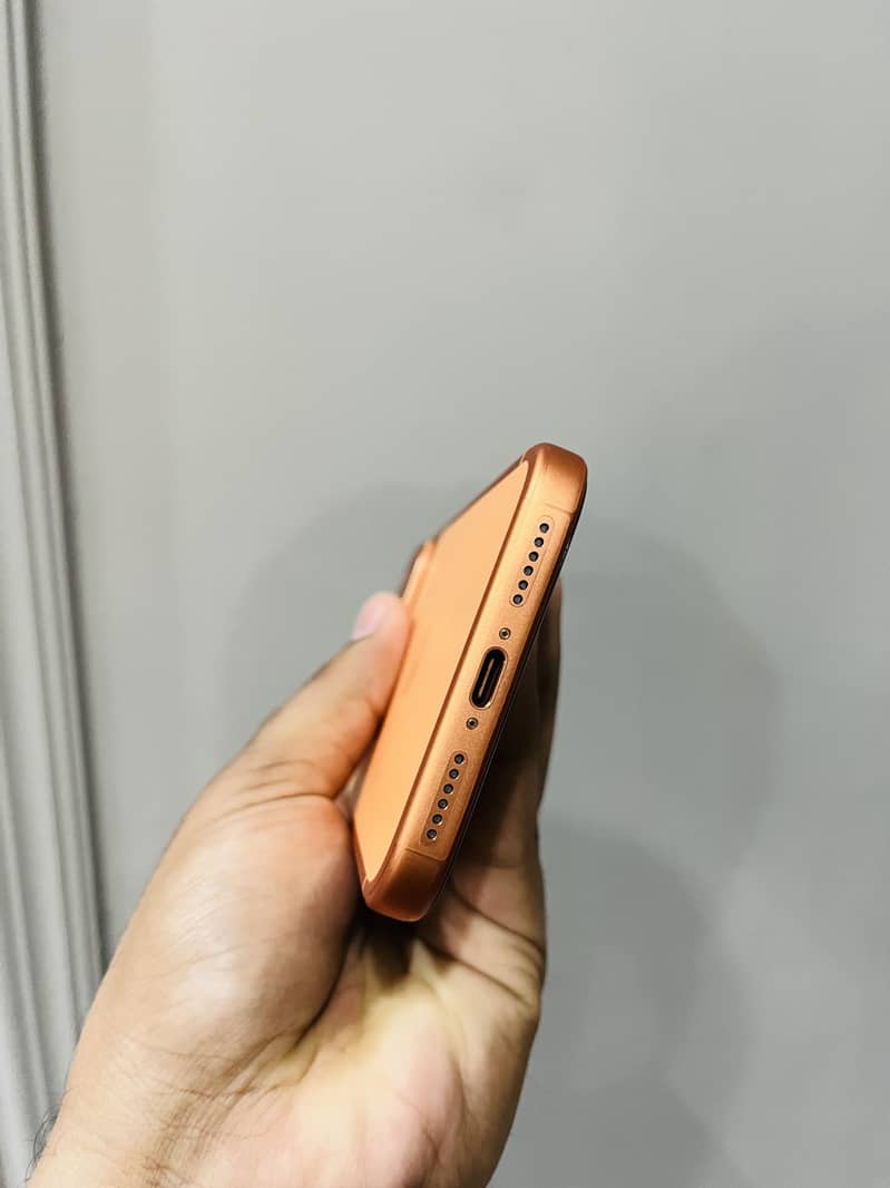 Apple iPhone 17 Pro Max 2