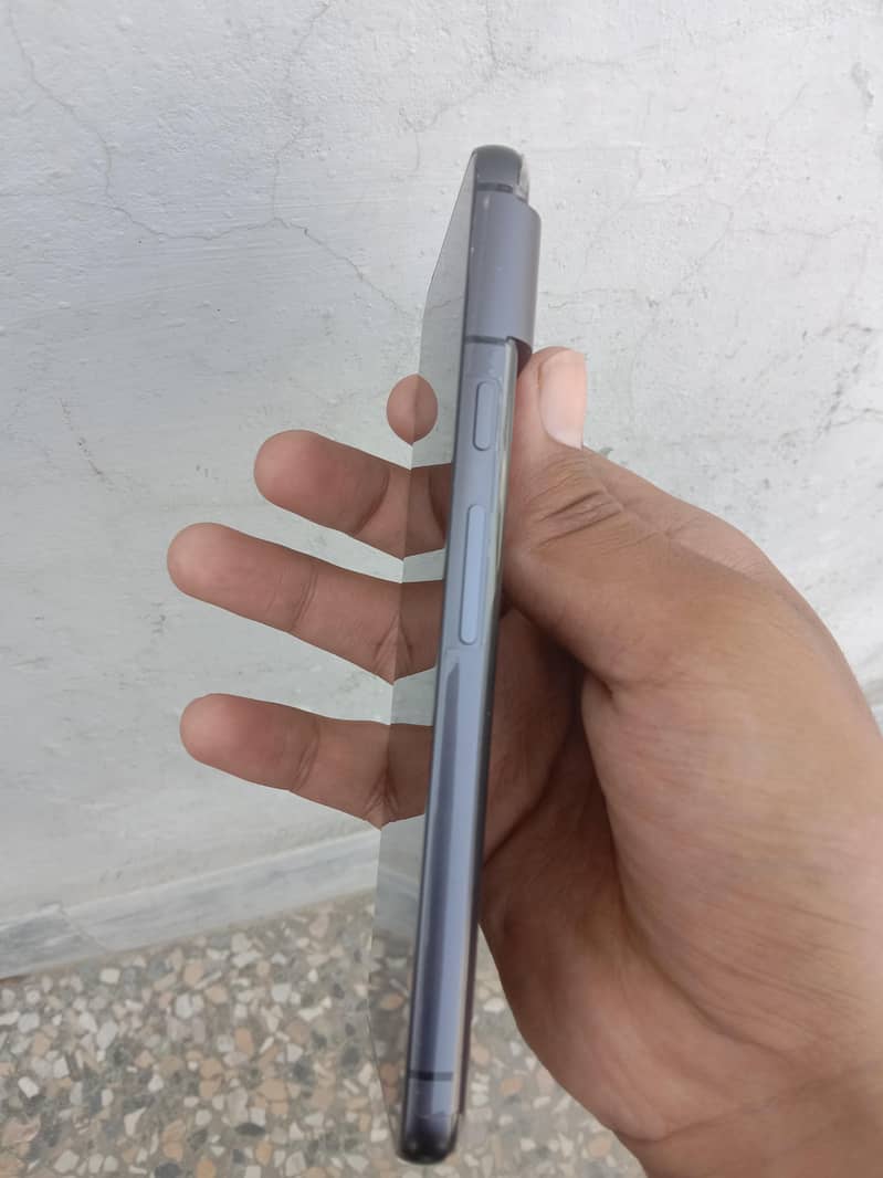 Google Pixel 8 2