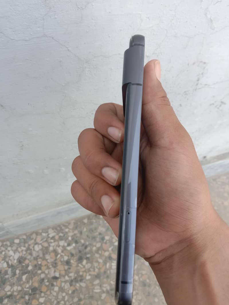 Google Pixel 8 3